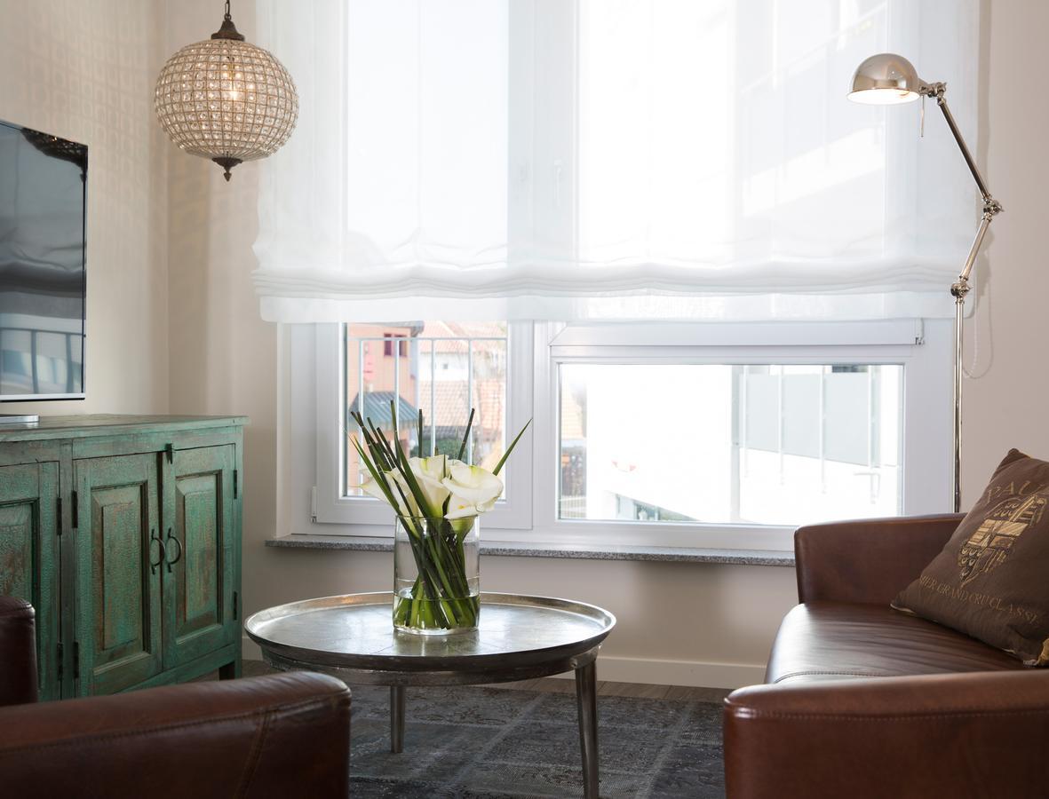 Logis First Class Business Suites Renningen Extérieur photo